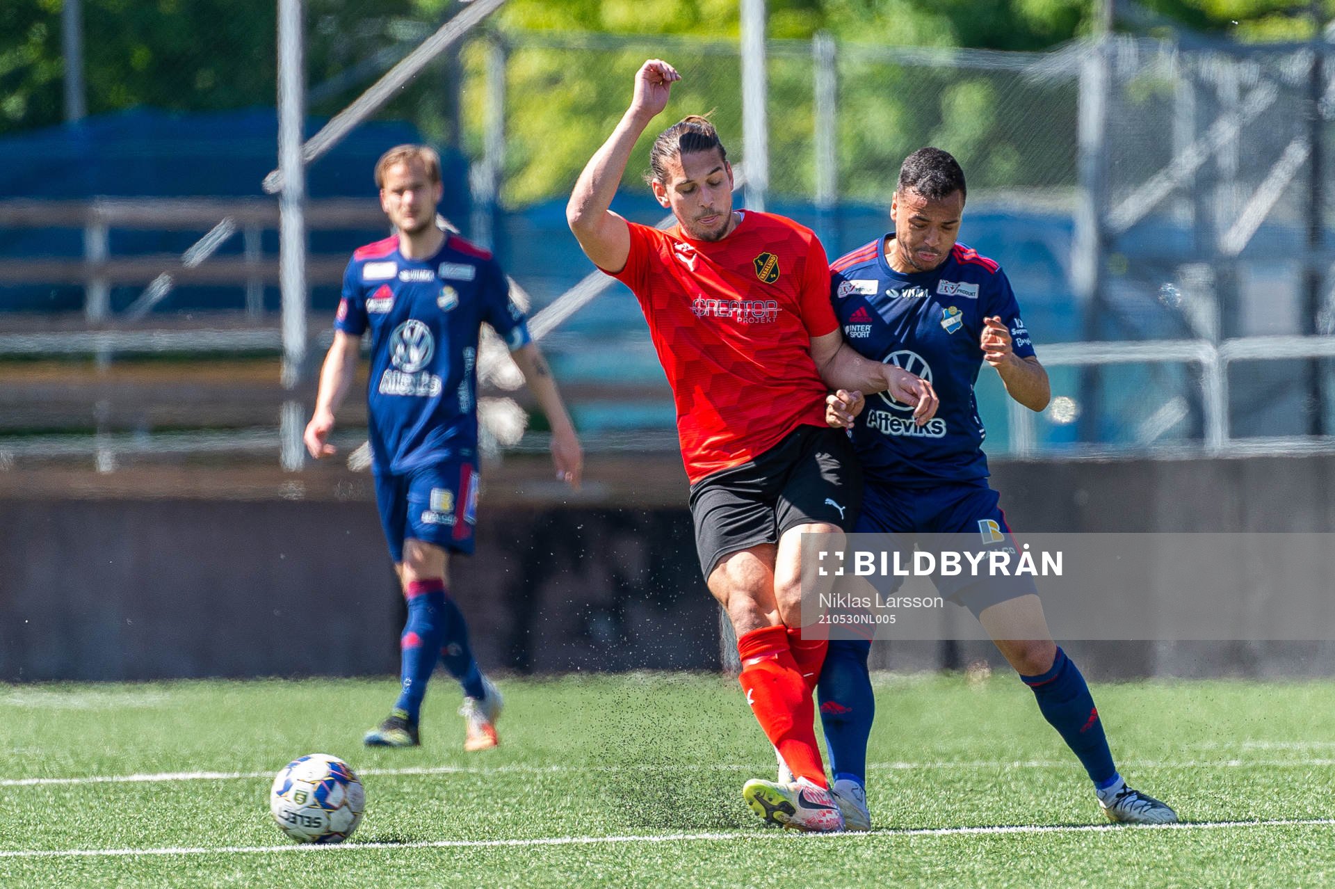 Östers Marc Rochester Sörensen och Vasalunds Nikola Vasic