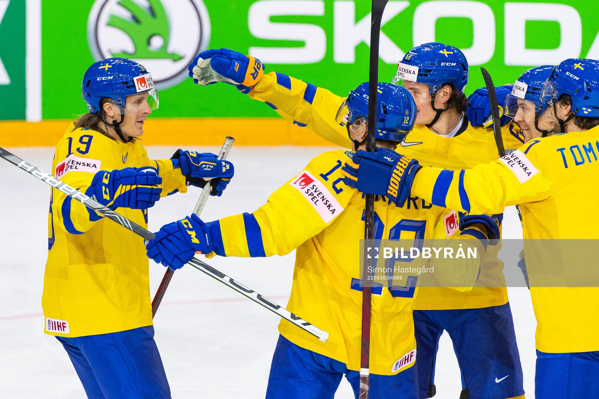 Marcus Sörensen of Sweden celebrate with Max Friberg and