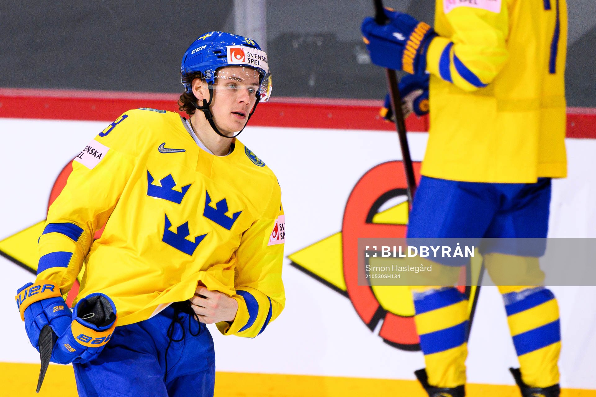 Victor Olofsson of Sweden celebrates the 2-1 goal