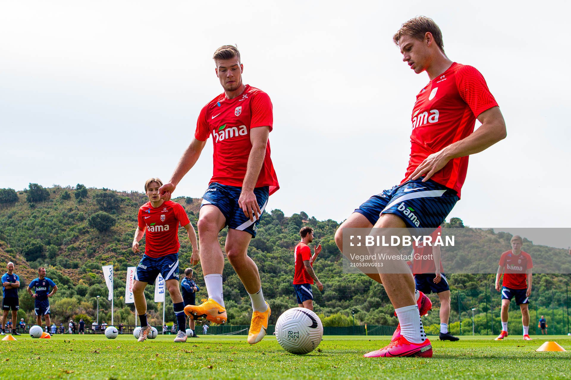 Alexander Sørloth and Julian Ryerson of the Norwegian