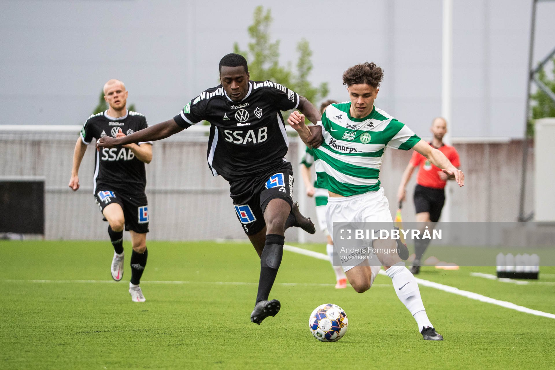Brages Adil Titi och Västerås Justin Salmon