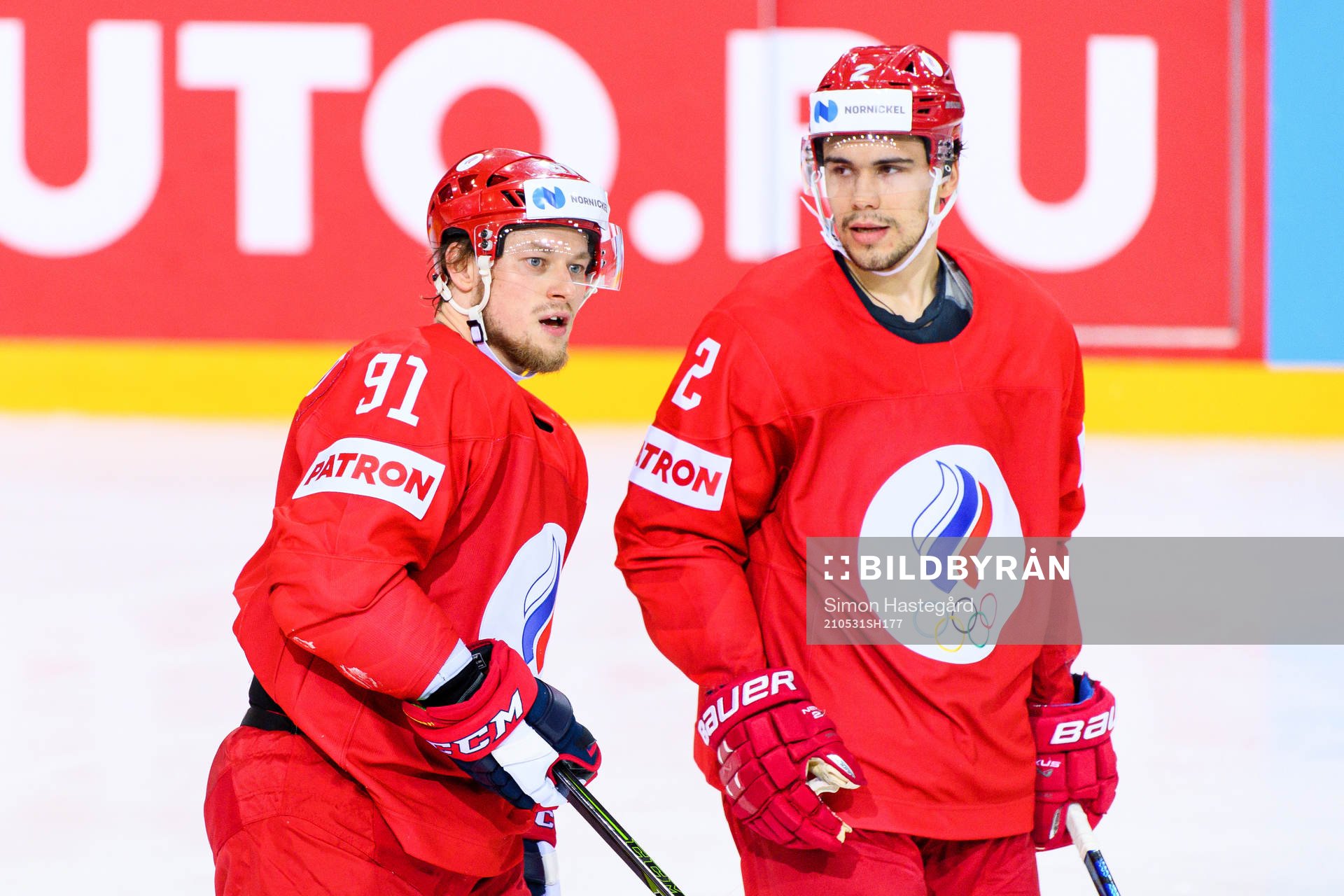 Vladimir Tarasenko and Artyom Zub of Russia