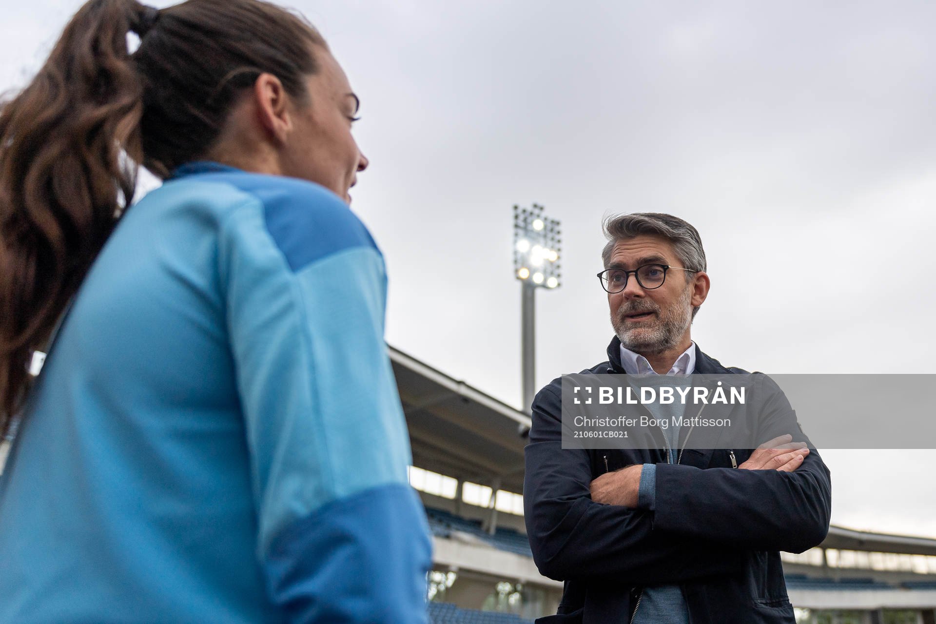 Malmö FFs VD Niclas Carlnén i samtal med Saga Fredriksson