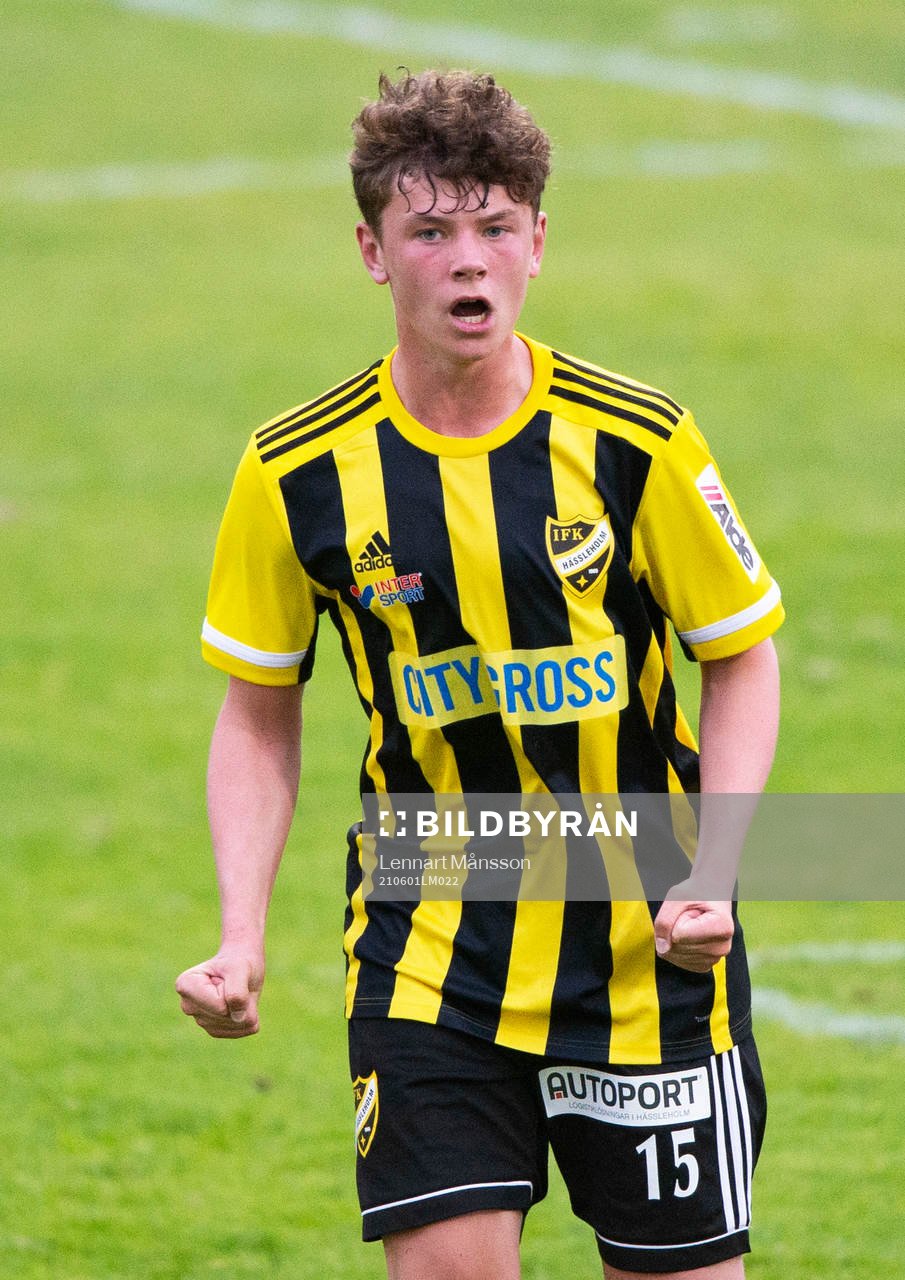 IFK Hässleholms Max Nilsson har kvitterat till 1-1 i
