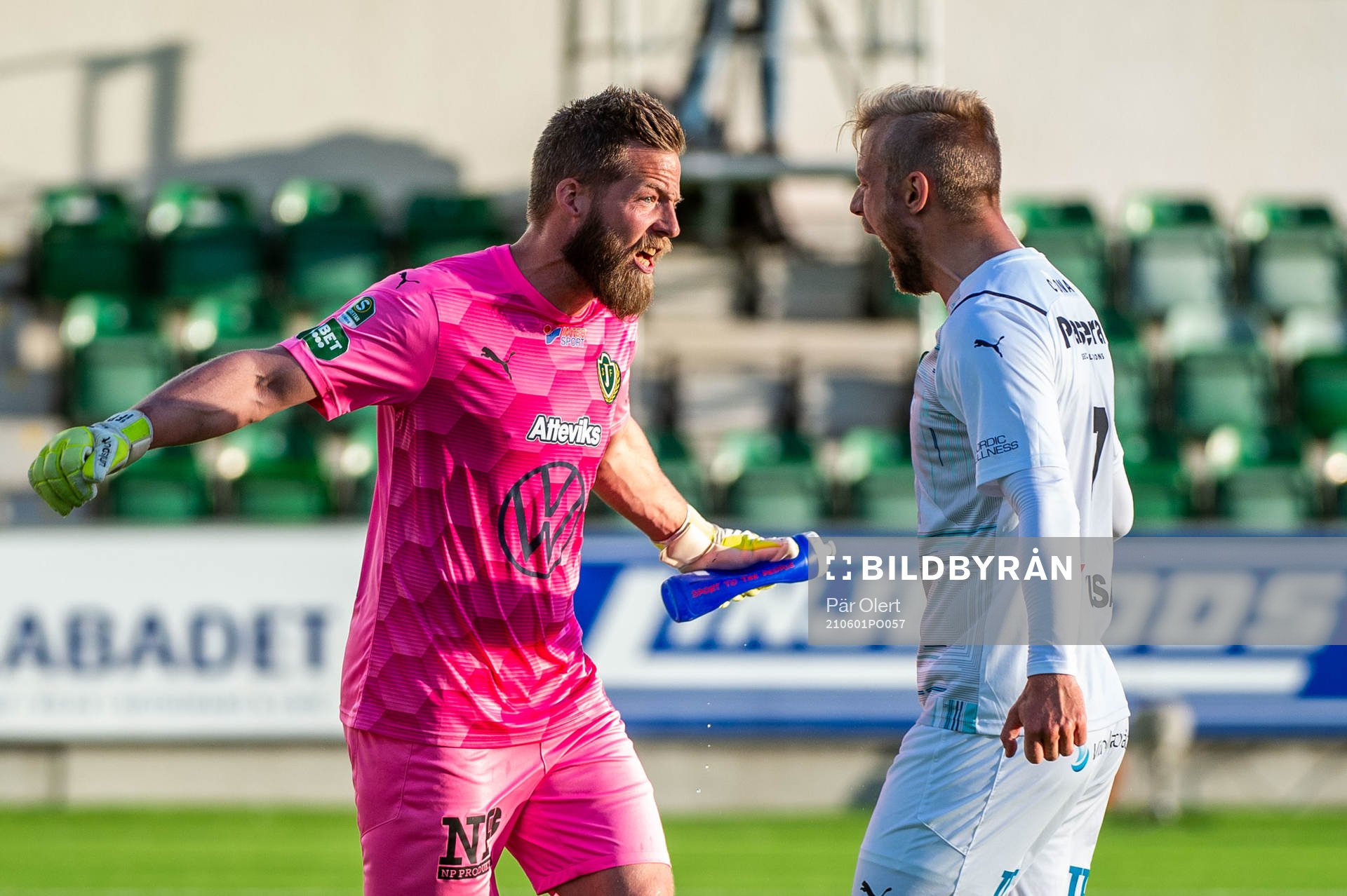 Jönköpings målvakt Frank Pettersson och Fredric Fendrich