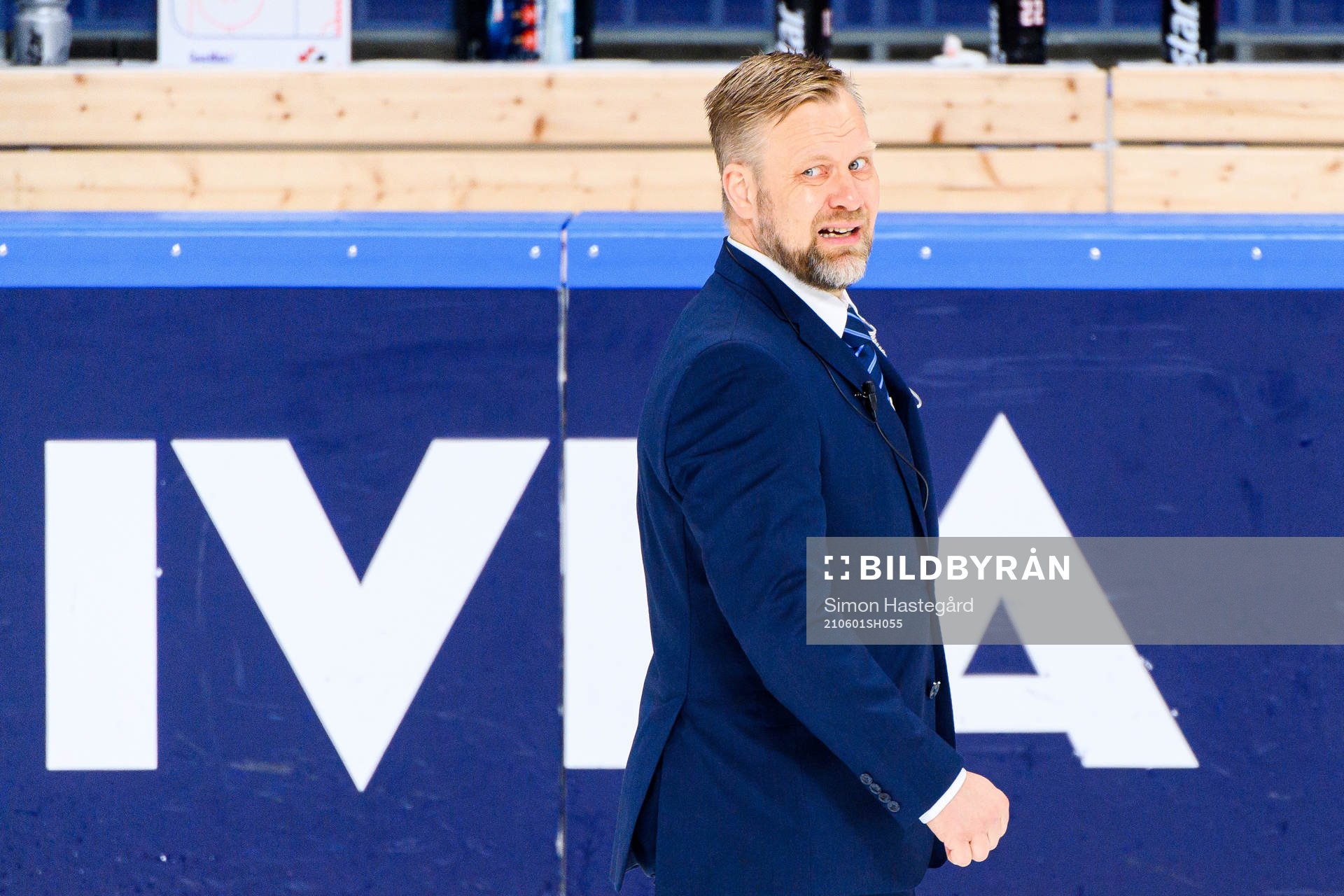 assistant coach Mikko Manner of Finland
