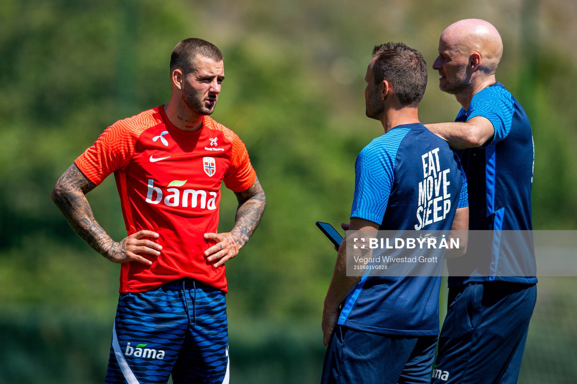 Aron Dønnum of the Norwegian national football team talks