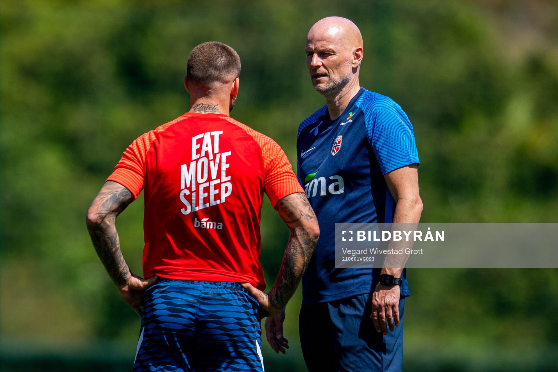 Aron Dønnum and Ståle Solbakken, head coach of the