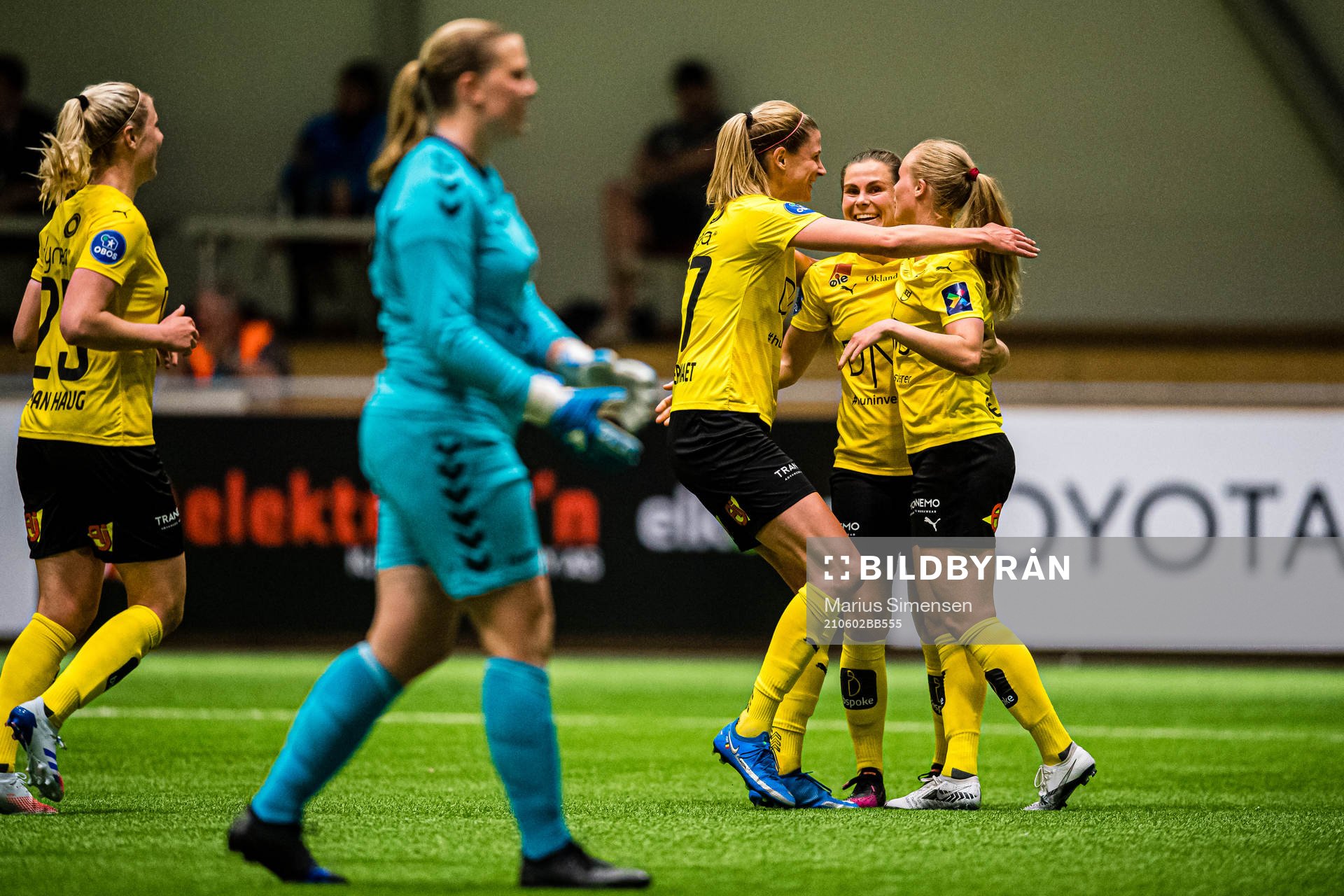 Nora Eide Lie of LSK Kvinner  celebrates
