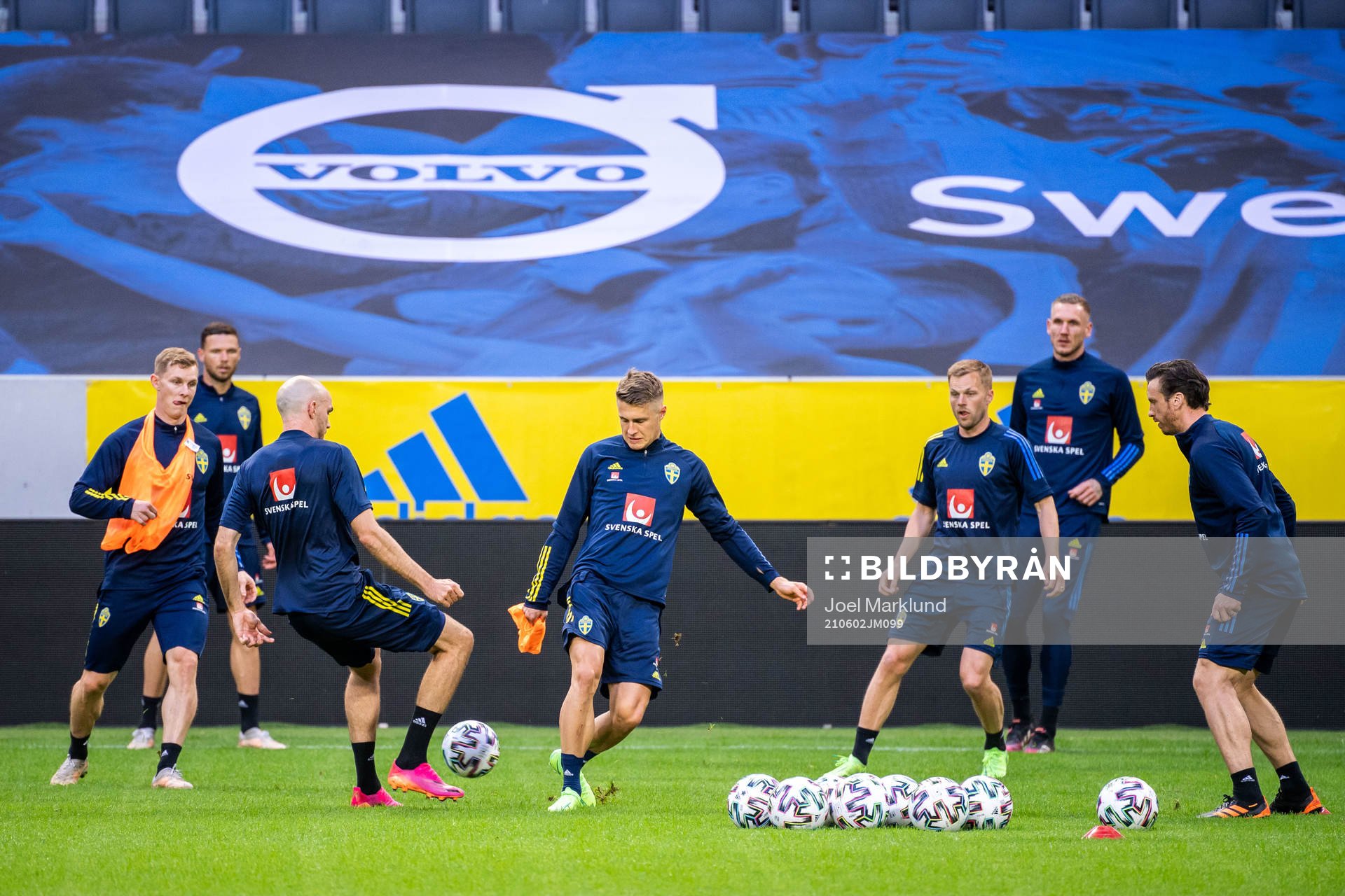 Emil Krafth, Marcus Berg, Marcus Danielson, Mattias Svanberg, Sebastian Larsson, Robin Olsen and Gustav Svensson of the Swedish national football team during a training session on June 2, 2021 in Stockholm. 