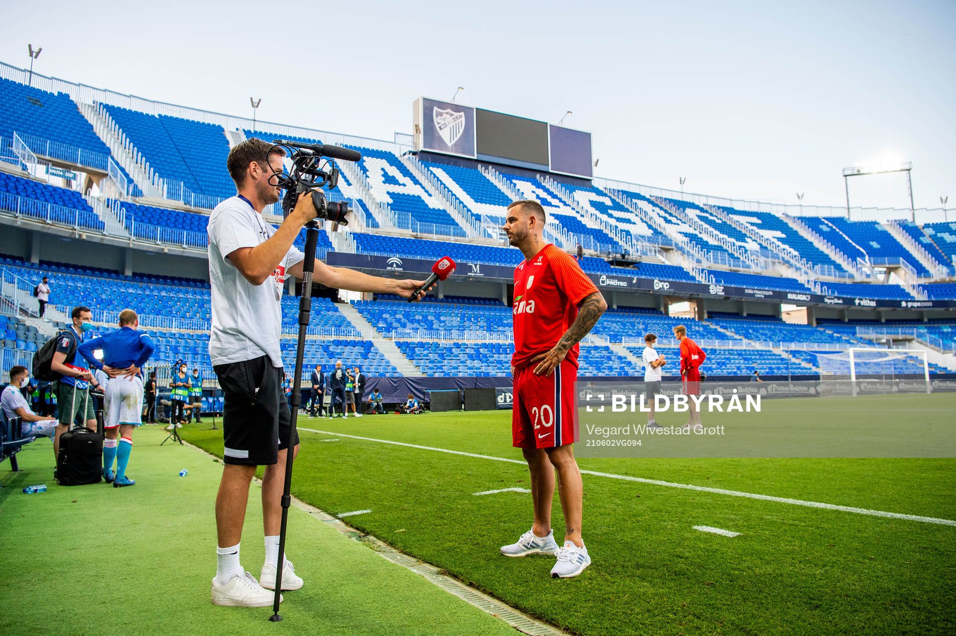 Aron Dønnum of Norway is being interviewed by Terje Skeie,