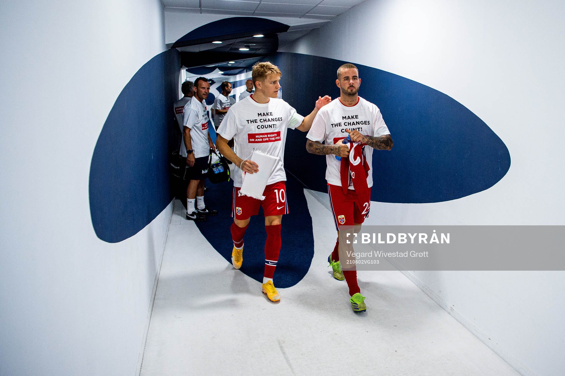 Martin Ødegaard and Aron Dønnum of Norway wearing a