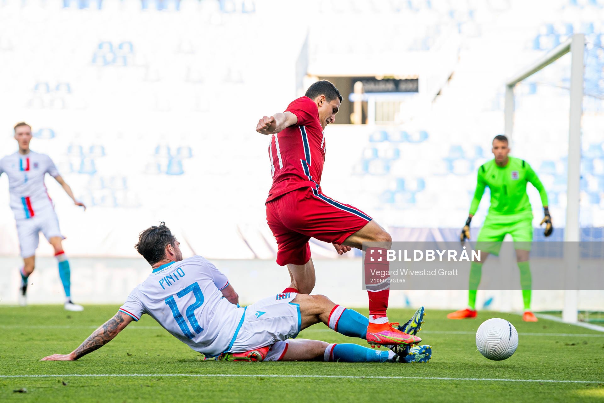 Michael Pinto of Luxembourg and Mohamed Elyounoussi of