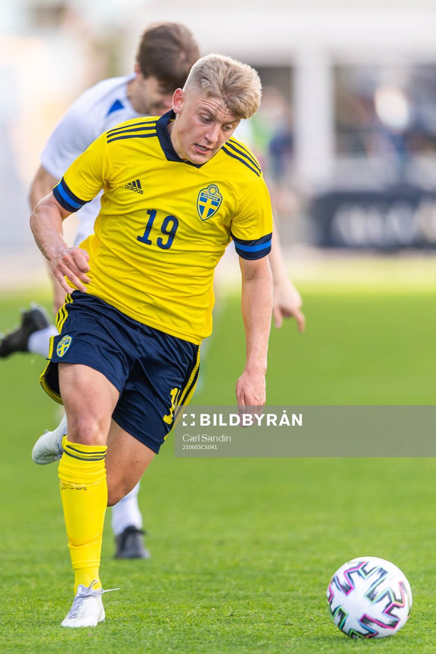 Dennis Collander of Sweden