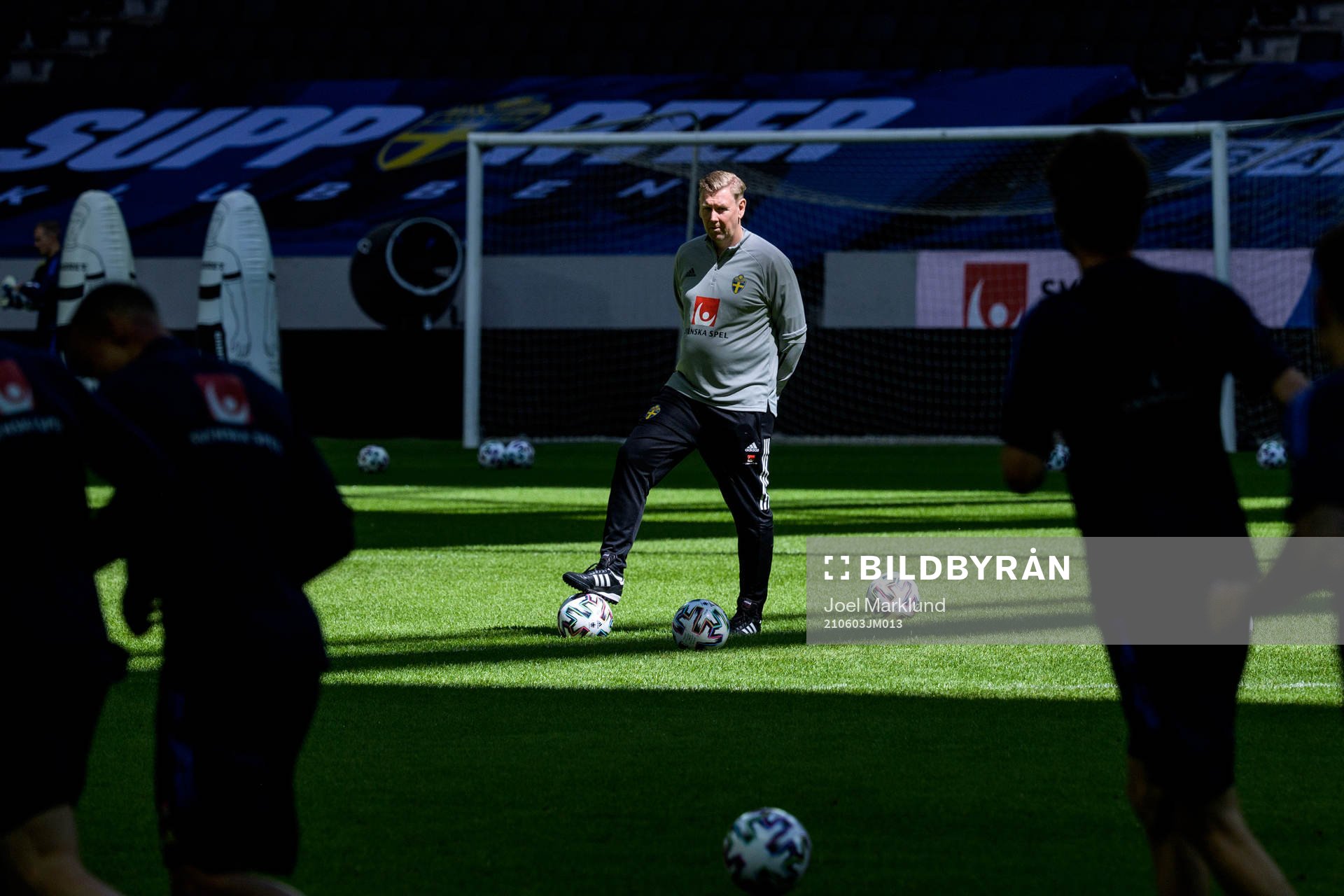 assistant coach Peter Wettergren of the Swedish national