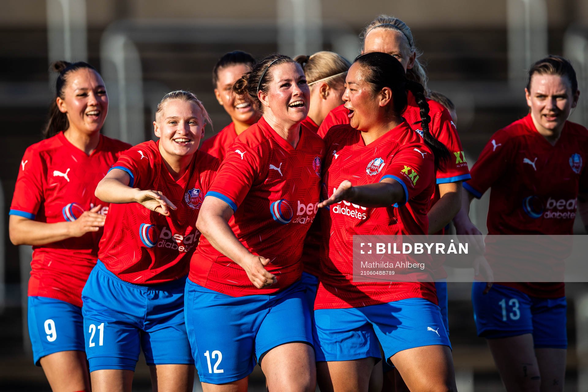Helsingborsgs Mia Westerblad jublar med lagkamrater