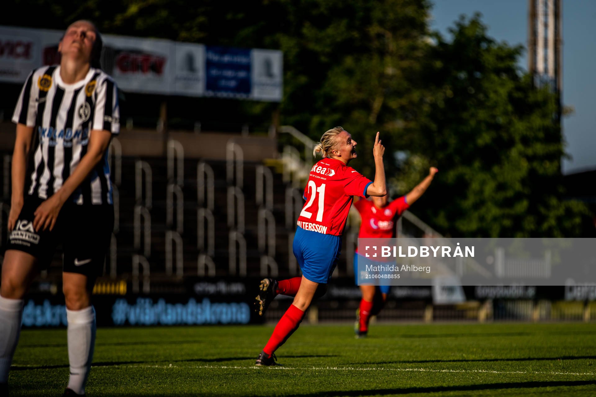 Helsingborsgs Maya Waltersson jublar