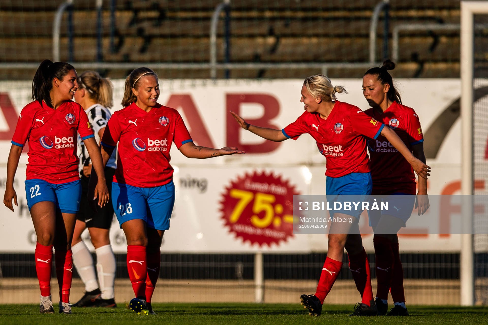 Helsingborgs Ebba Manglind, Stephanie Petersson och Maya