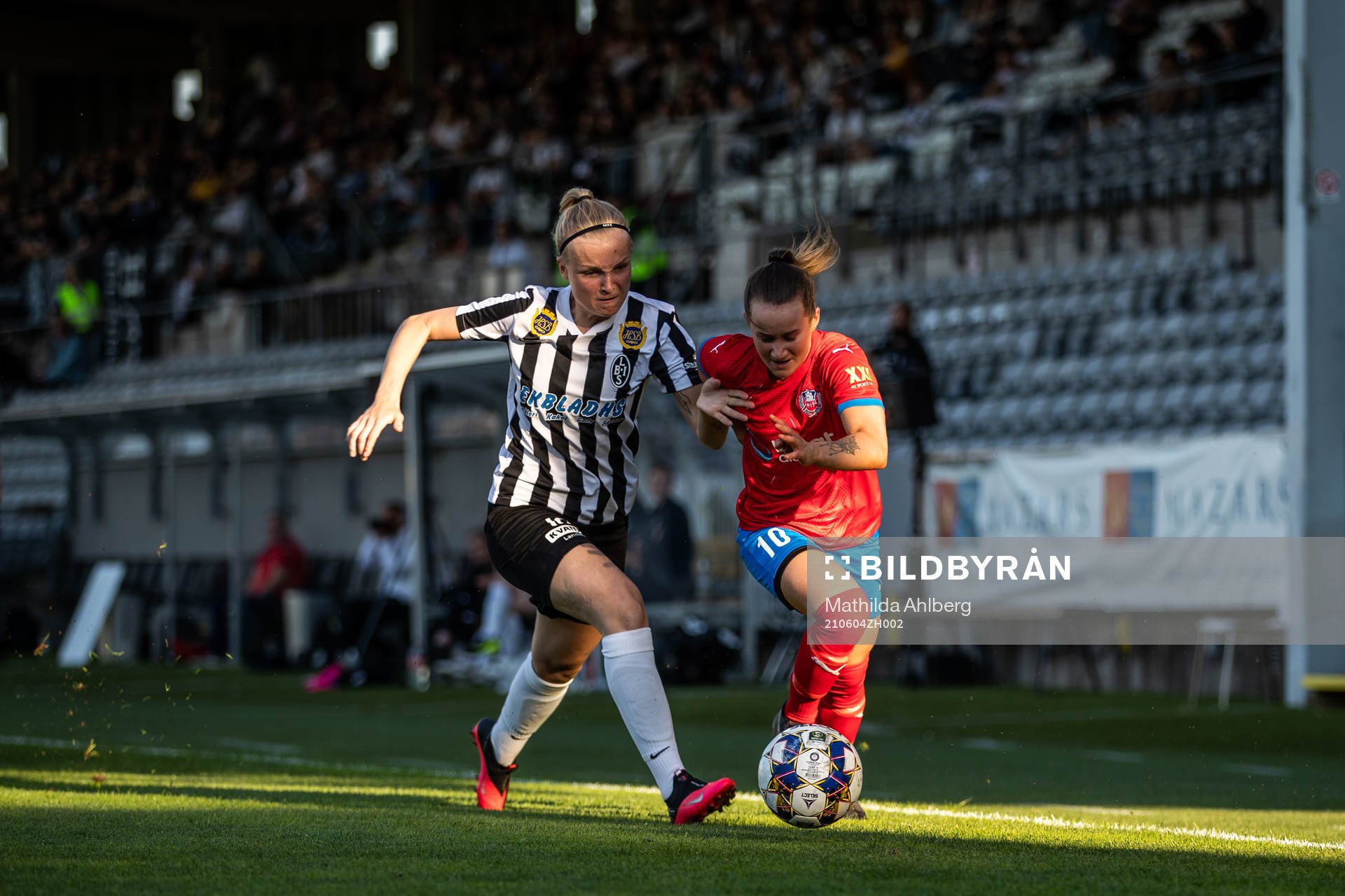 Landskronas Embla Joakimsdotter och Helsingborsgs Sanna