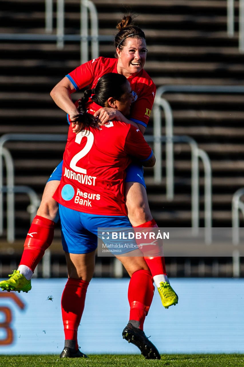 Helsingborgs Mia Westerblad jublar