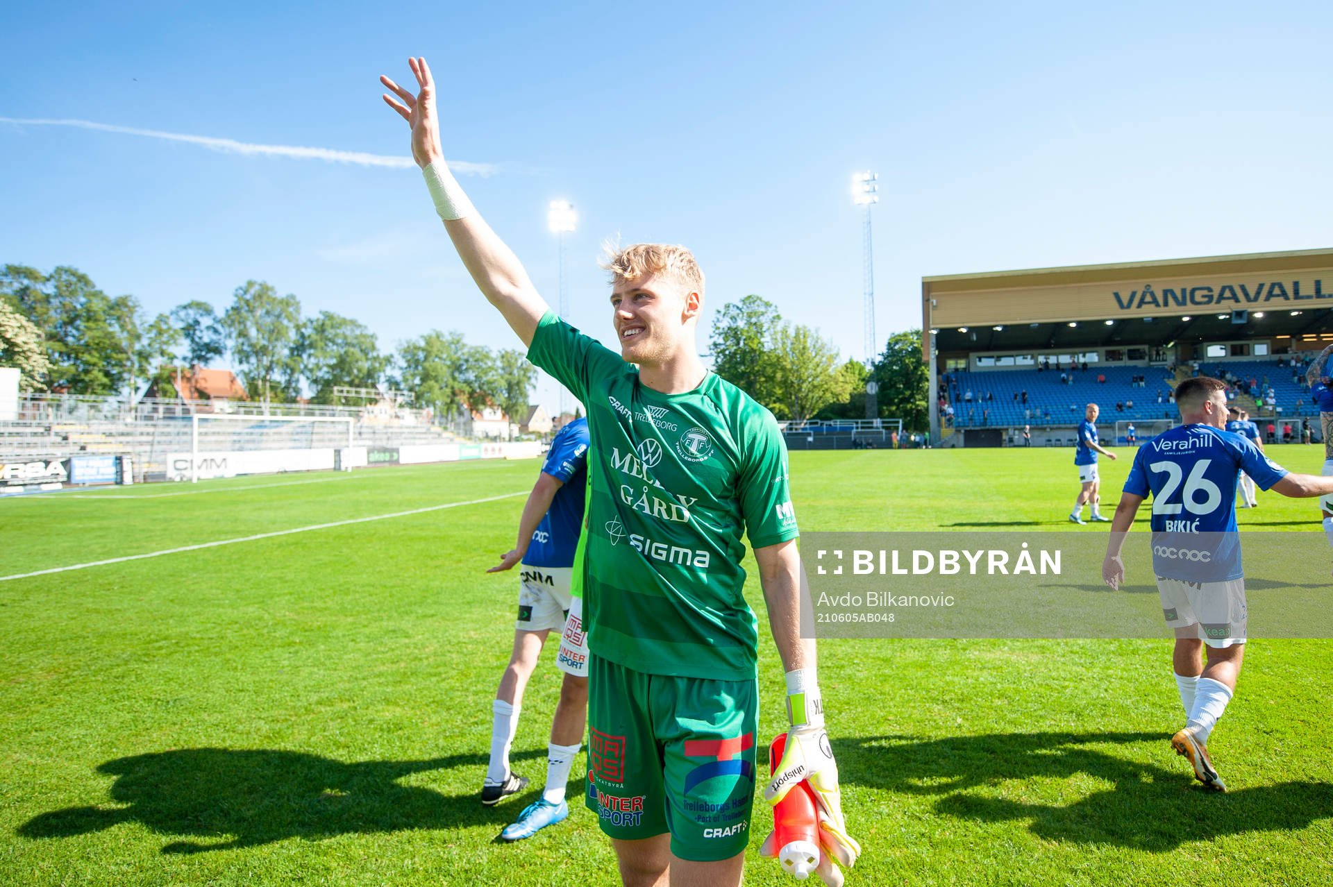 Trelleborgs målvakt Kasper Thiesson Kristensen jublar