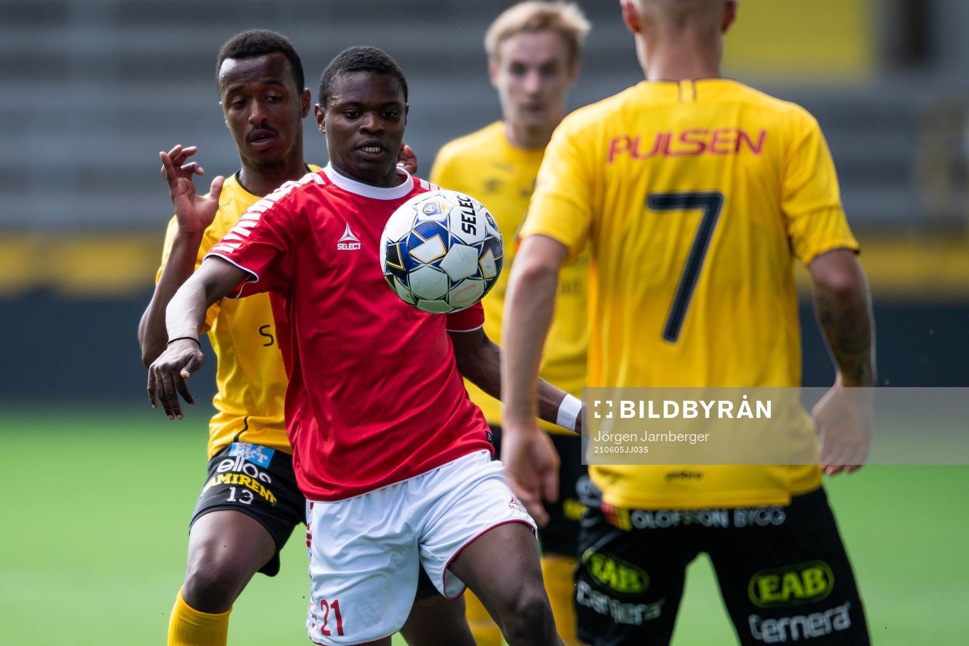 Elfsborgs Awil Hassan och Kalmars Mohamed Mohamud Issack