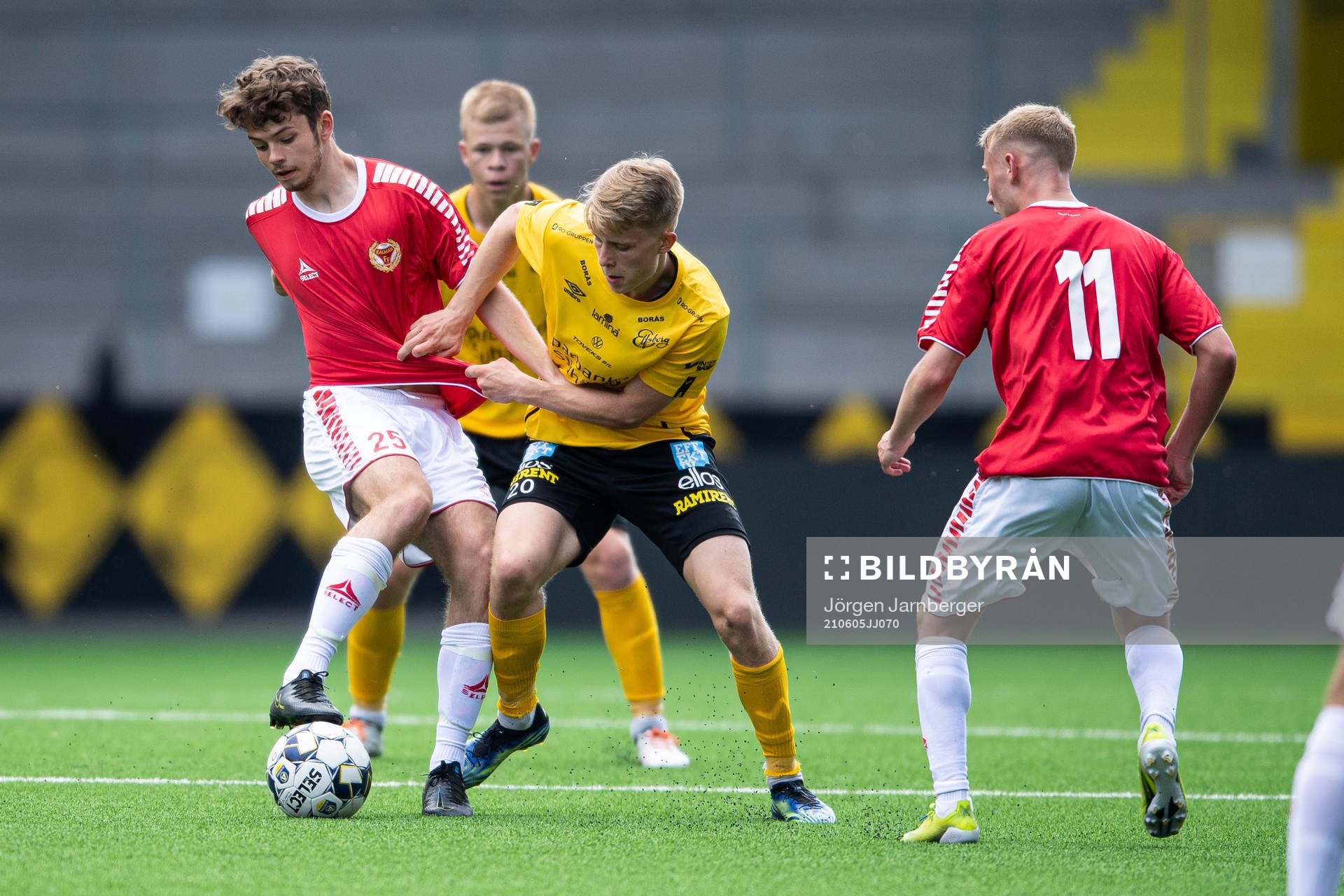 Kalmars Melvin Coudret och Elfsborgs Filip Persson