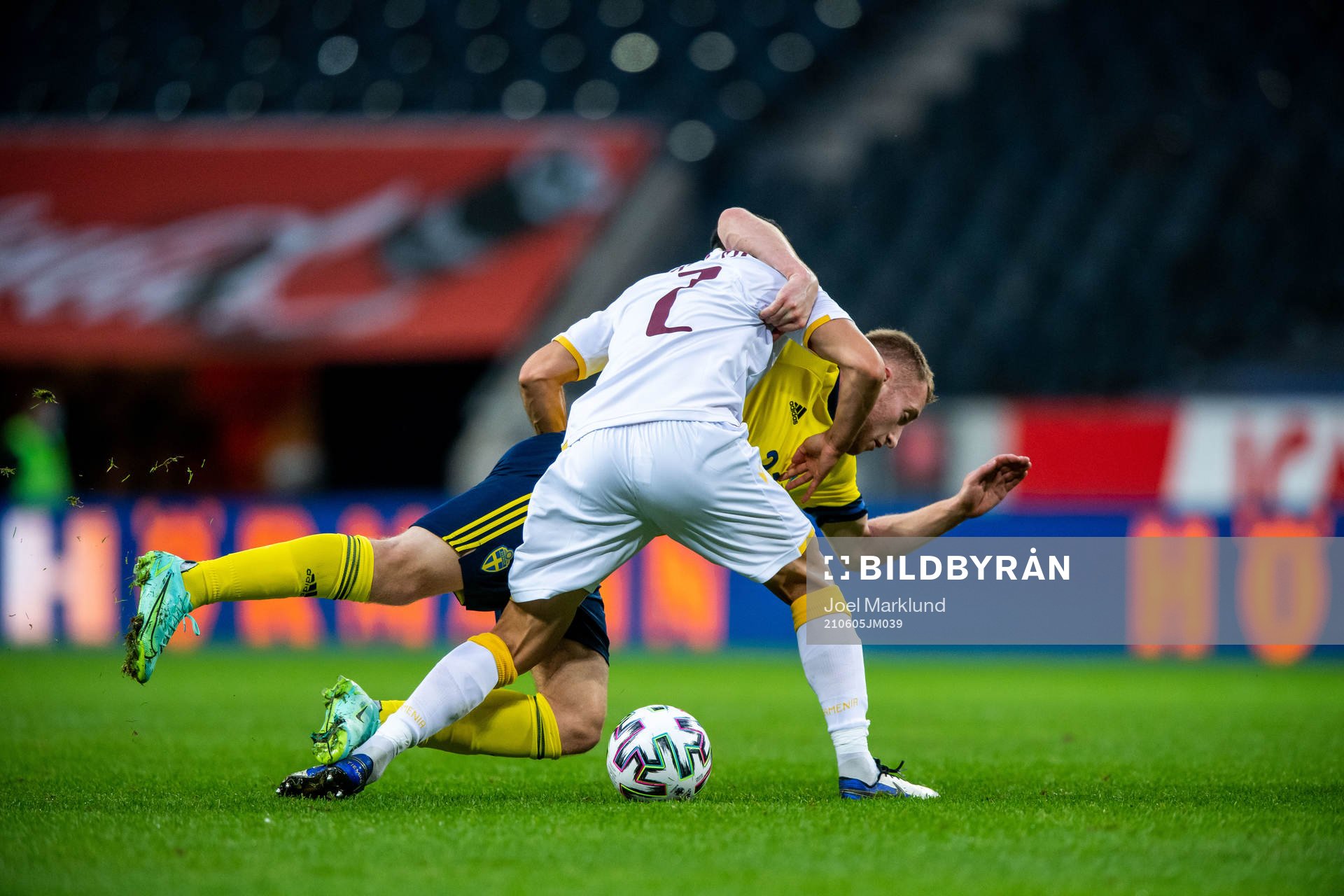 Andre Jack Calisir of Armenia and Dejan Kulusevski of Sweden