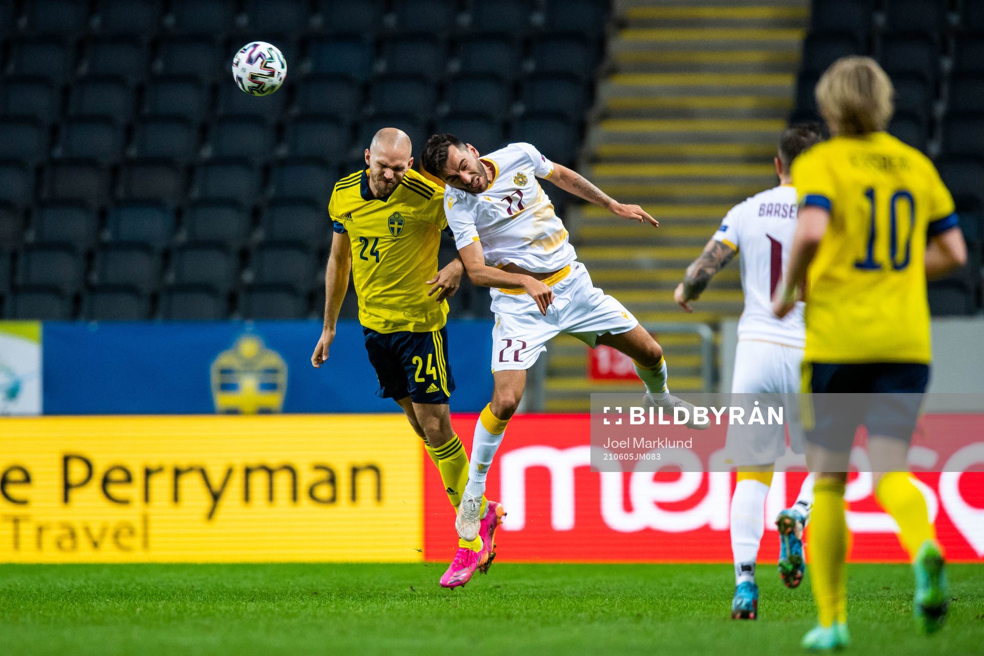 Marcus Danielson of Sweden and Sargis Adamyan of Armenia