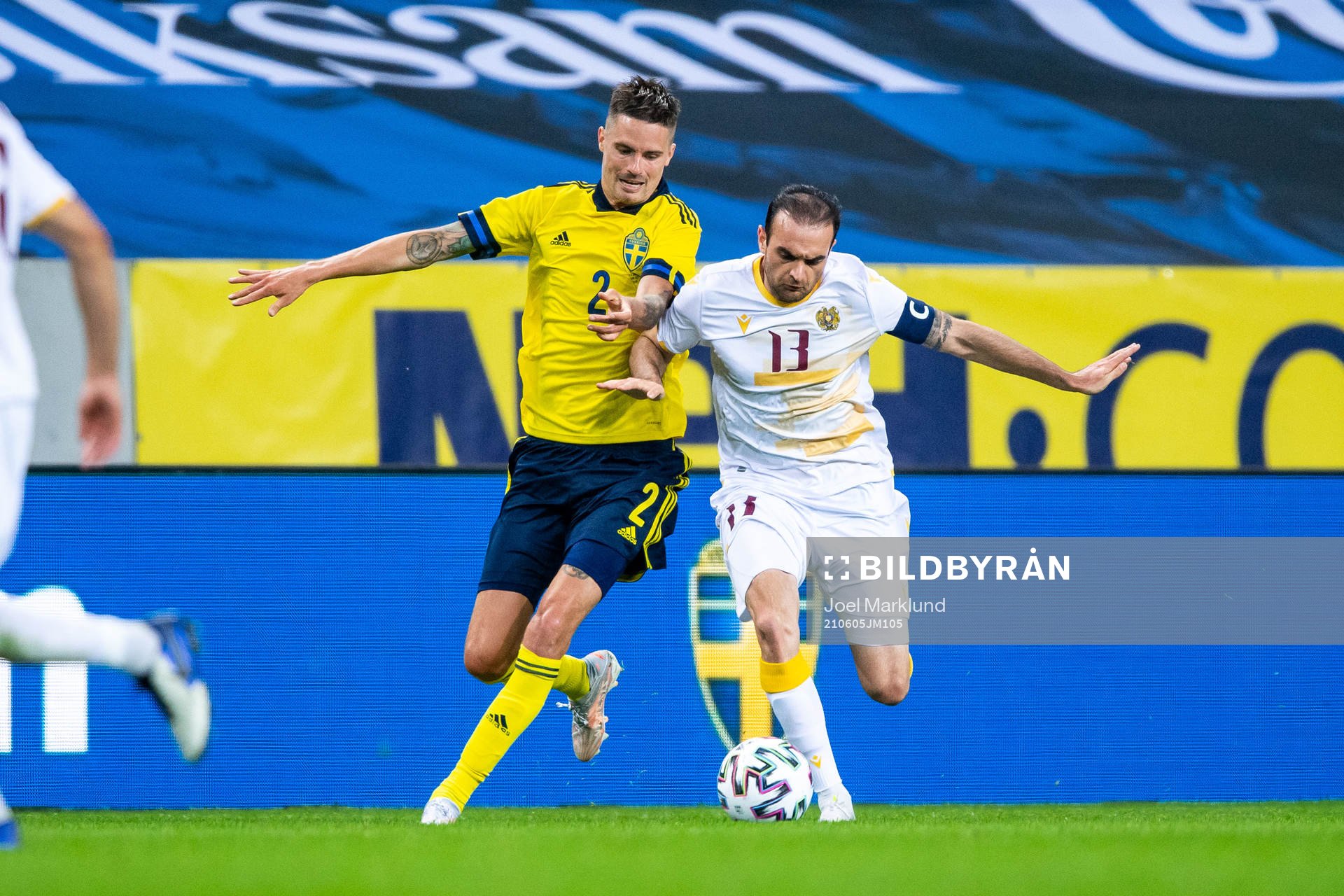 Mikael Lustig of Sweden and Kamo Hovhannisyan of Armenia
