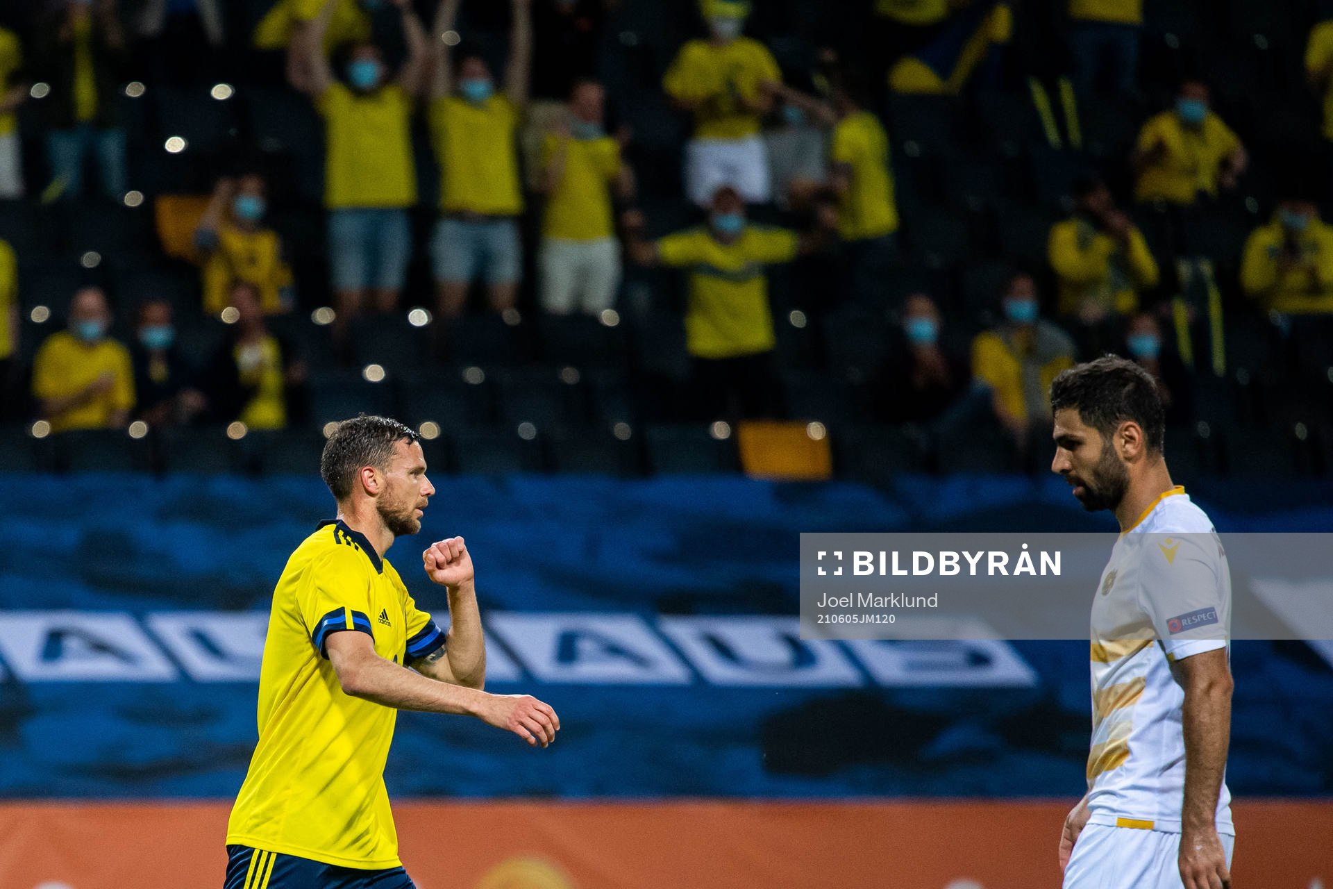 Marcus Berg of Sweden celebrates 3-1