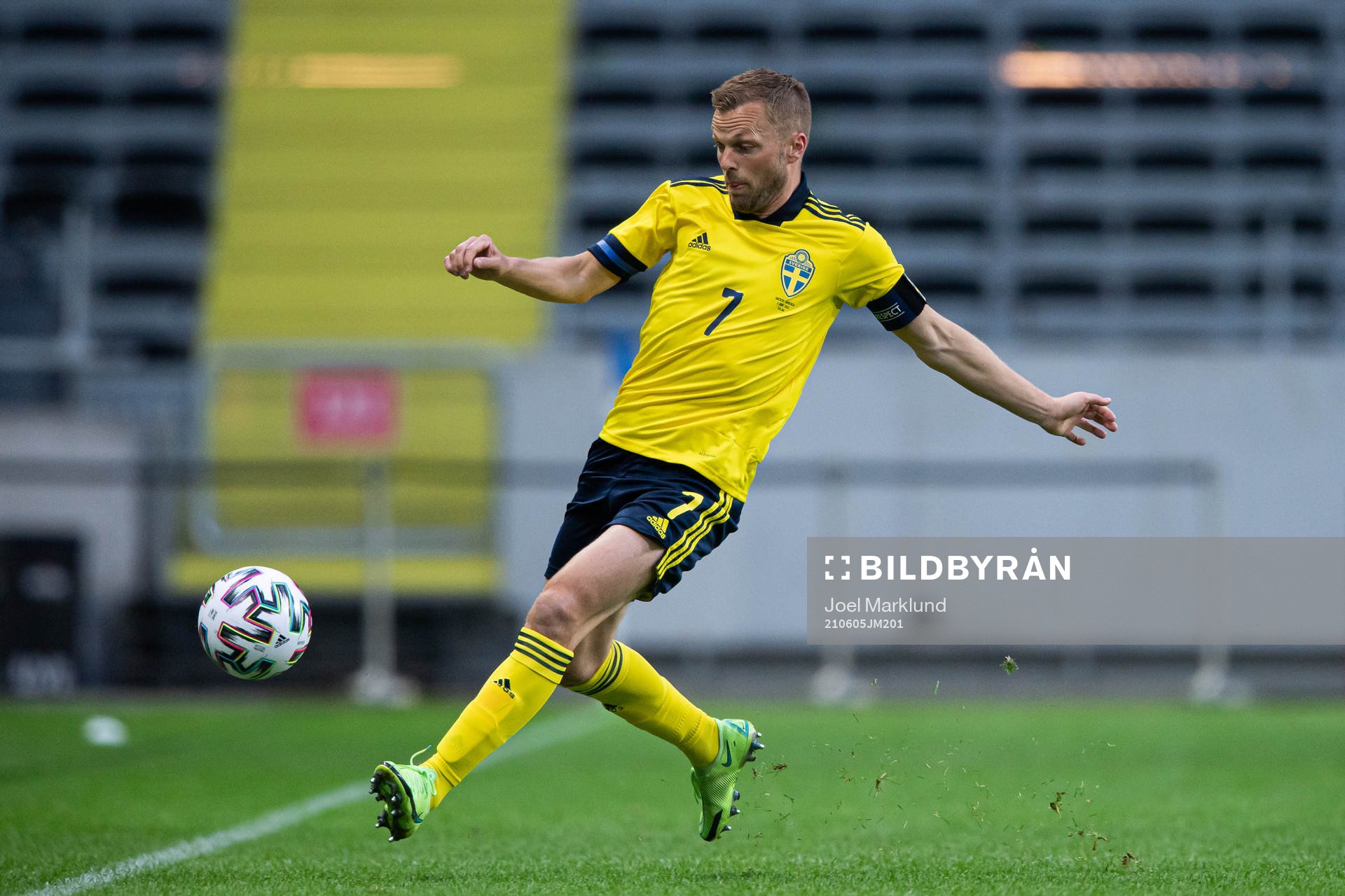 Sebastian Larsson of Sweden