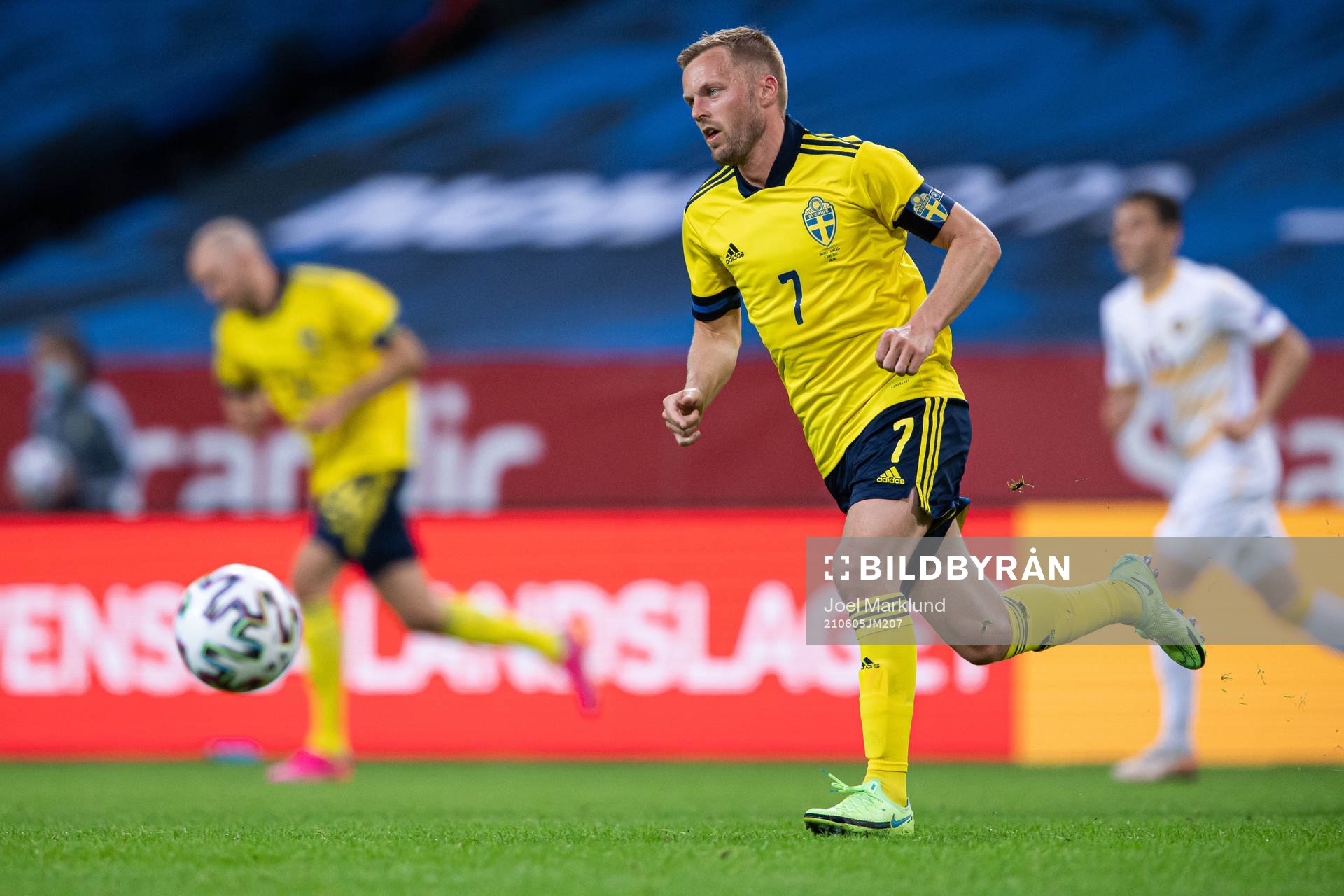 Sebastian Larsson of Sweden