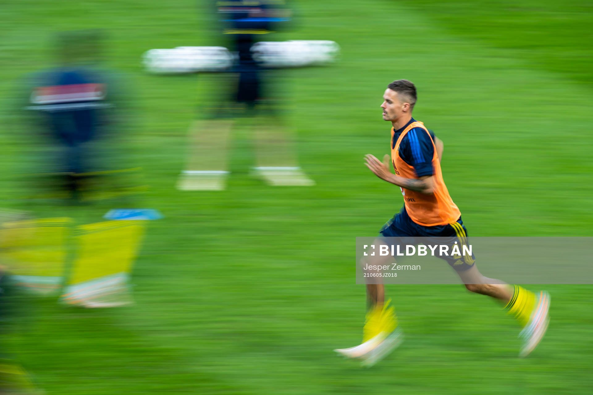 Mikael Lustig of Sweden