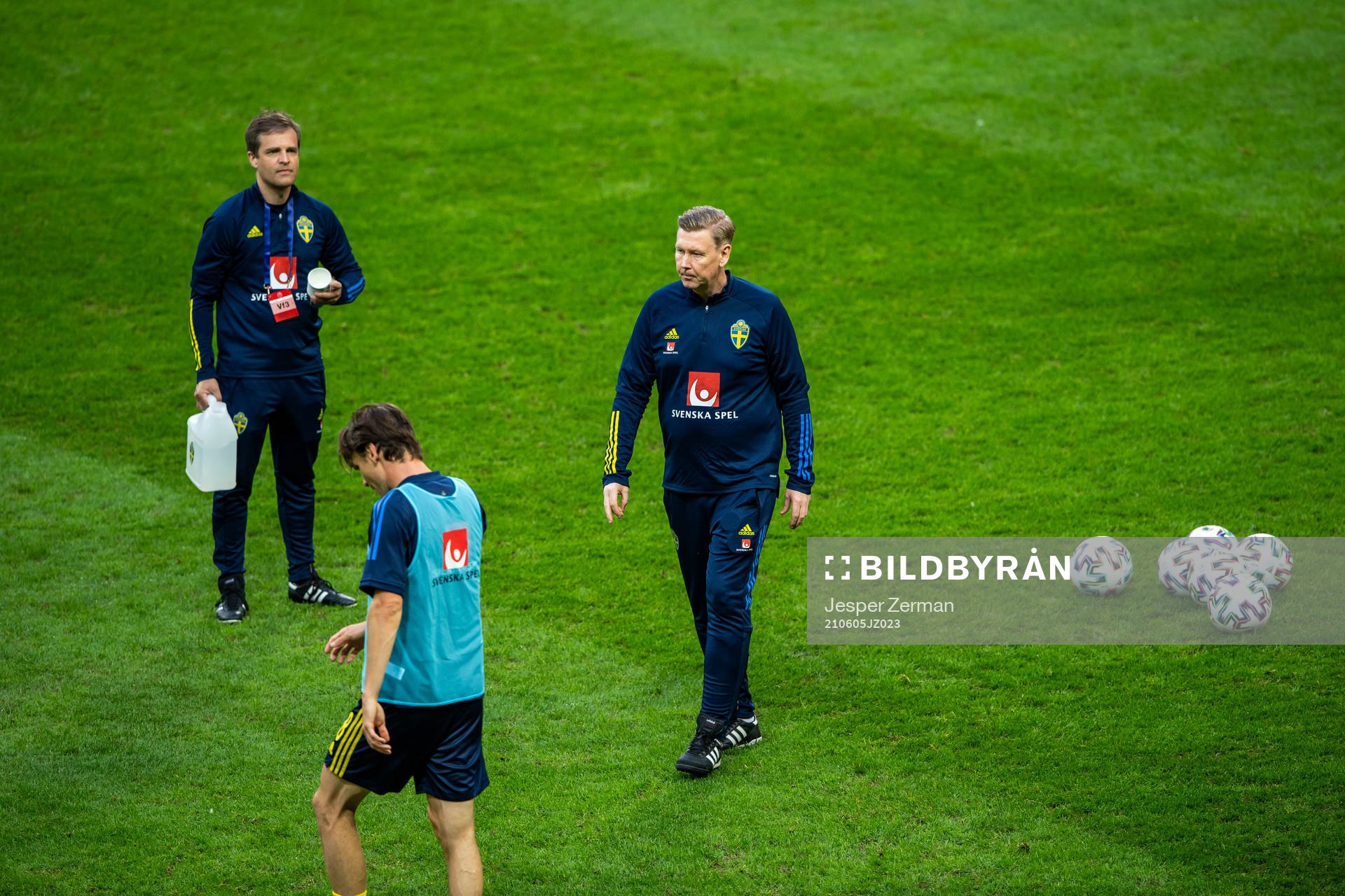 Assistant coach Peter Wettergren of Sweden