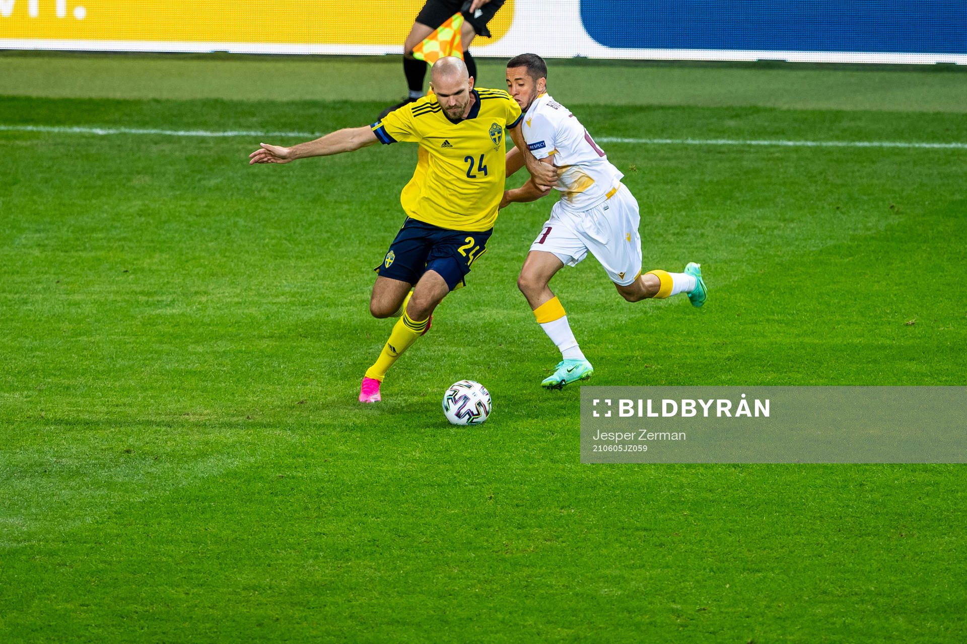 Vahan Bichakhcyan of Armenia and Marcus Danielson of Sweden