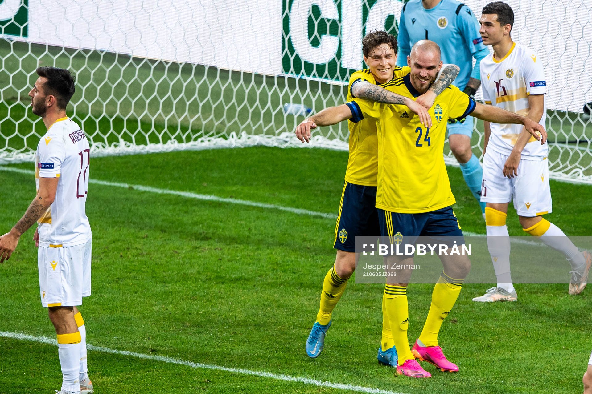 Marcus Danielson and Victor Nilsson Lindelöf of Sweden