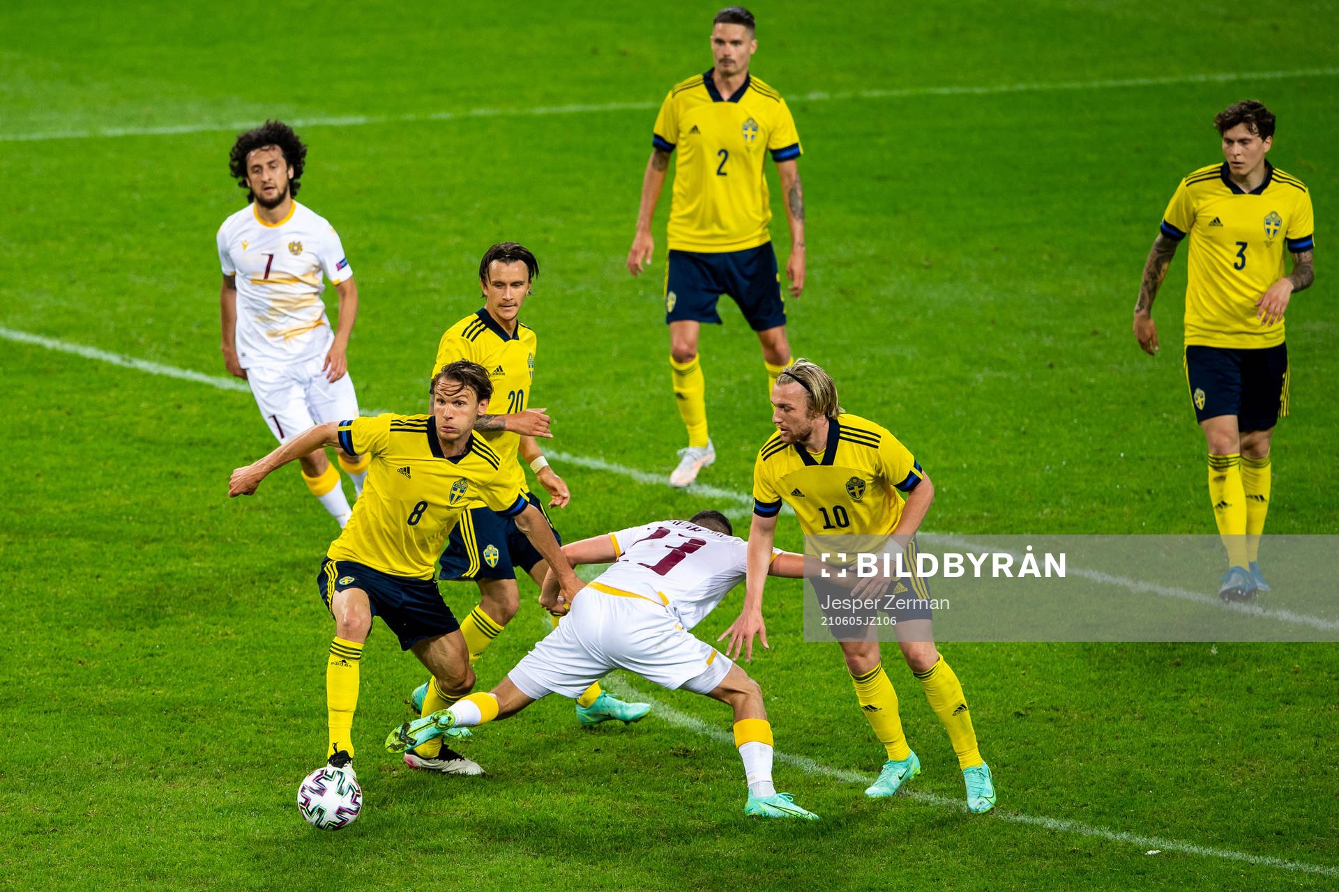 Albin Ekdal  and Emil Forsberg of Sweden and Vahan