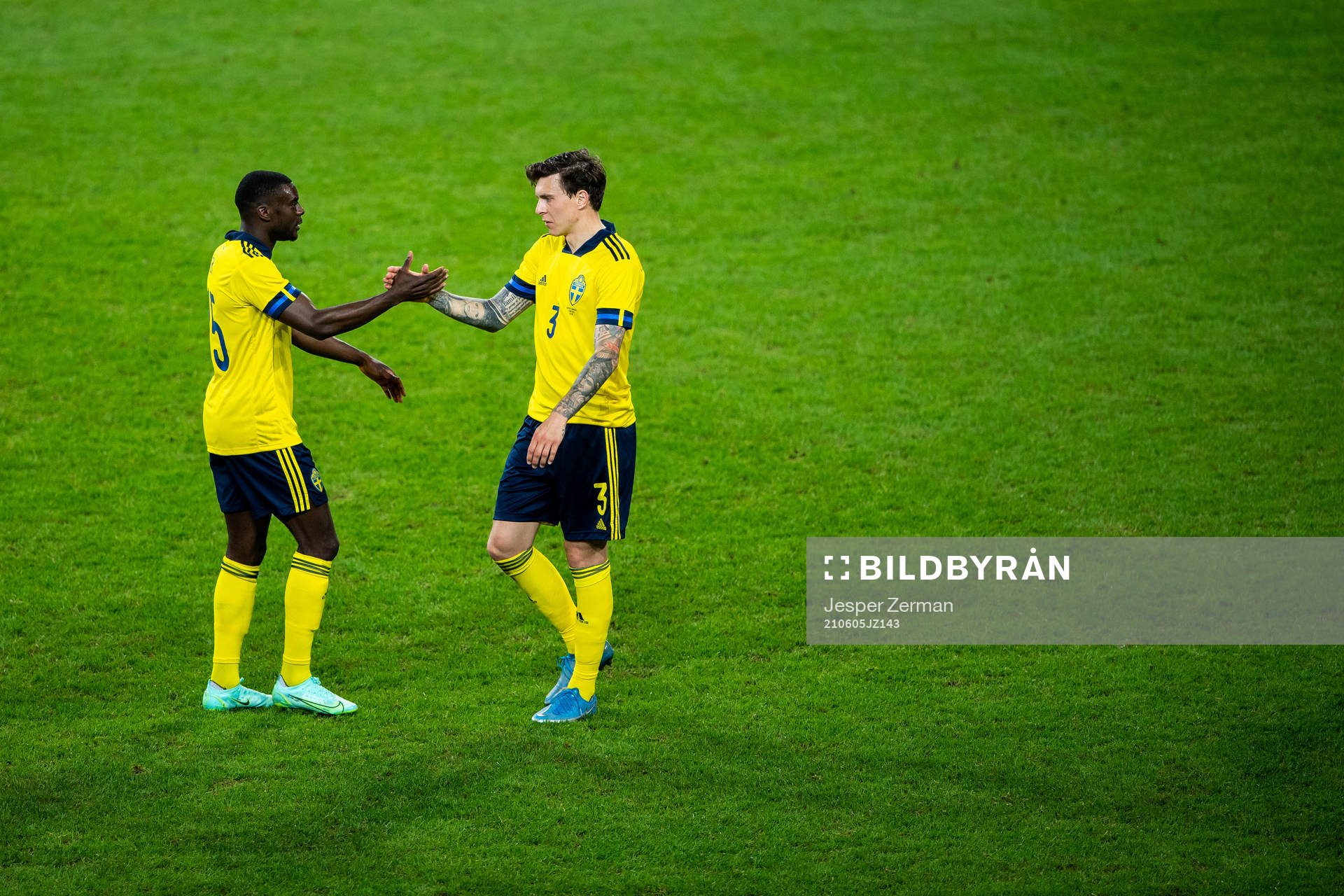 Ken Sema and Victor Nilsson Lindelöf of Sweden