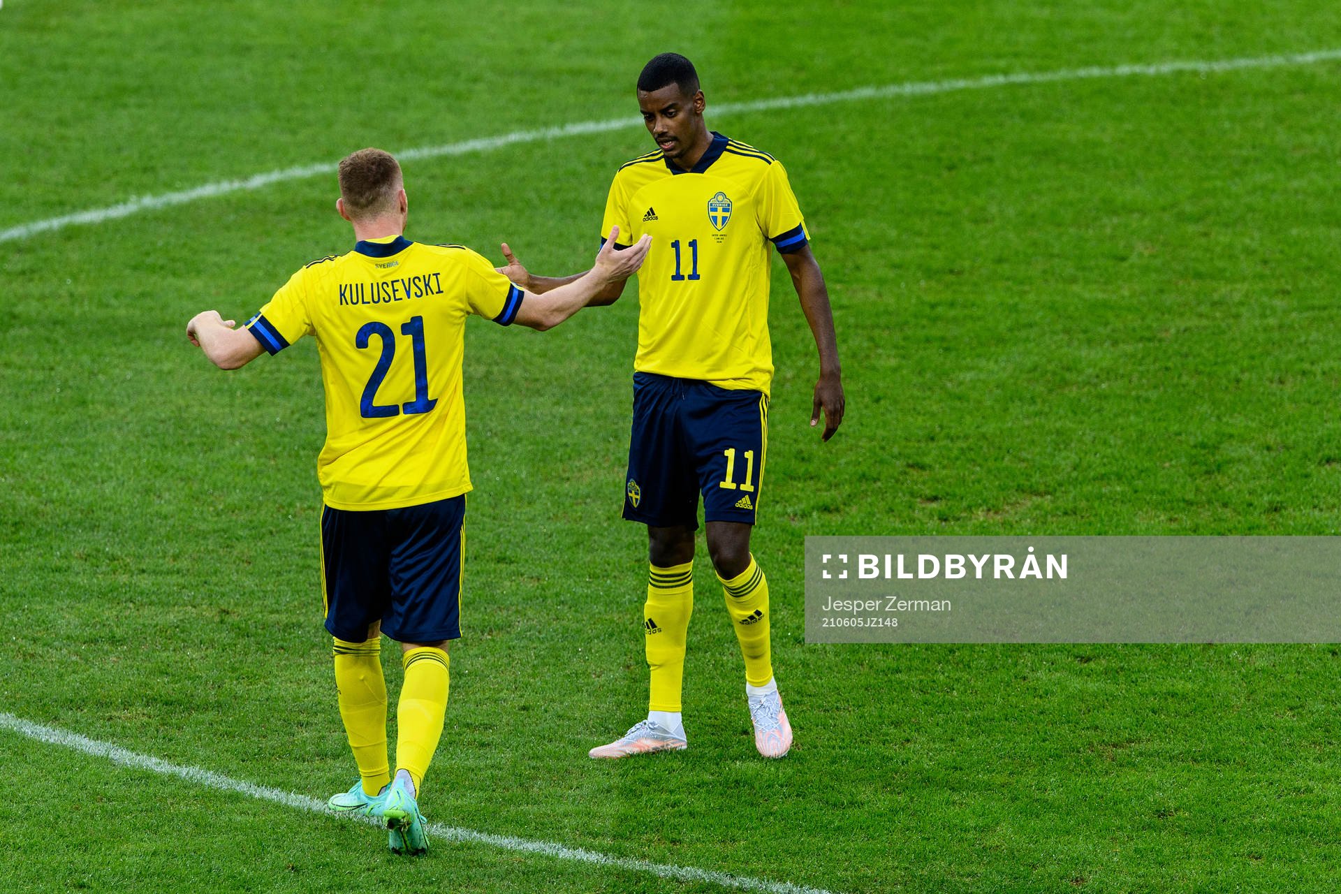 Dejan Kulusevski and Alexander Isak of Sweden
