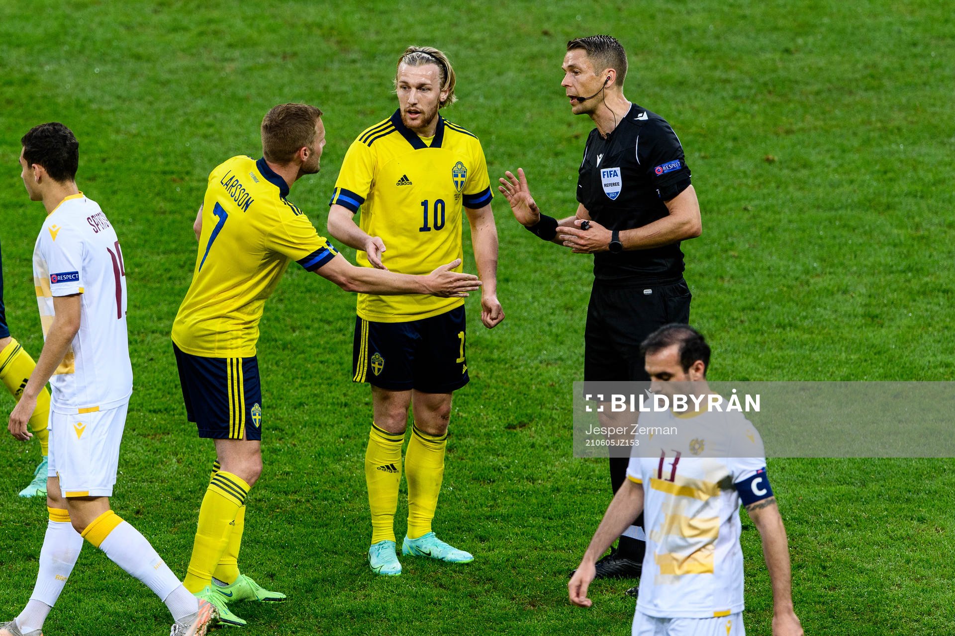 Sebastian Larsson and Emil Forsberg of Sweden in a