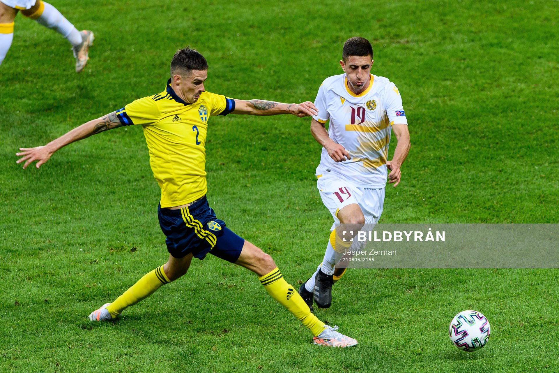 Mikael Lustig of Sweden and Hakob Hakobyan of Armenia