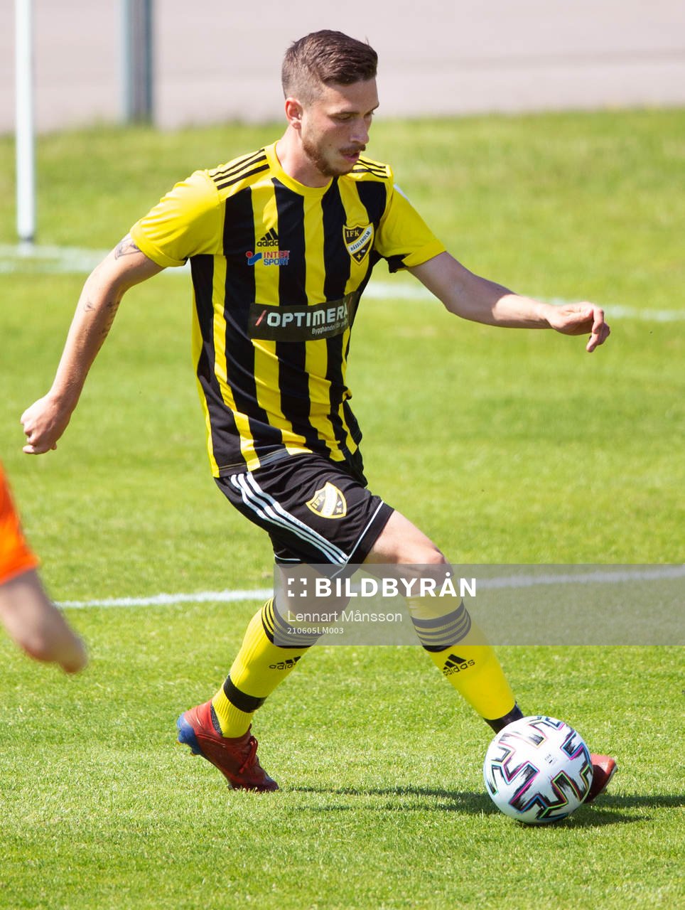 IFK Hässleholms Max Sandberg i matchen i division 2 Södra