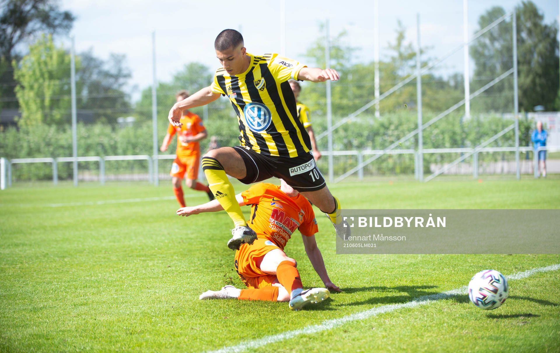 IFK Hässleholms Mustafa Owaid i matchen i division 2