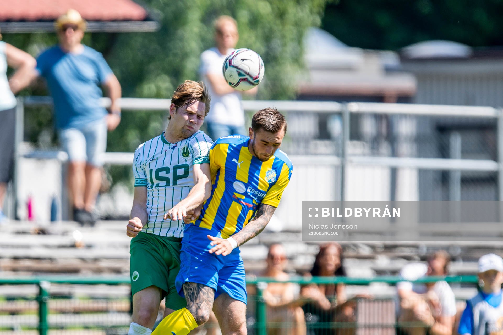 Västra frölundas Jakob Sellhed och Eskilsminnes Casper
