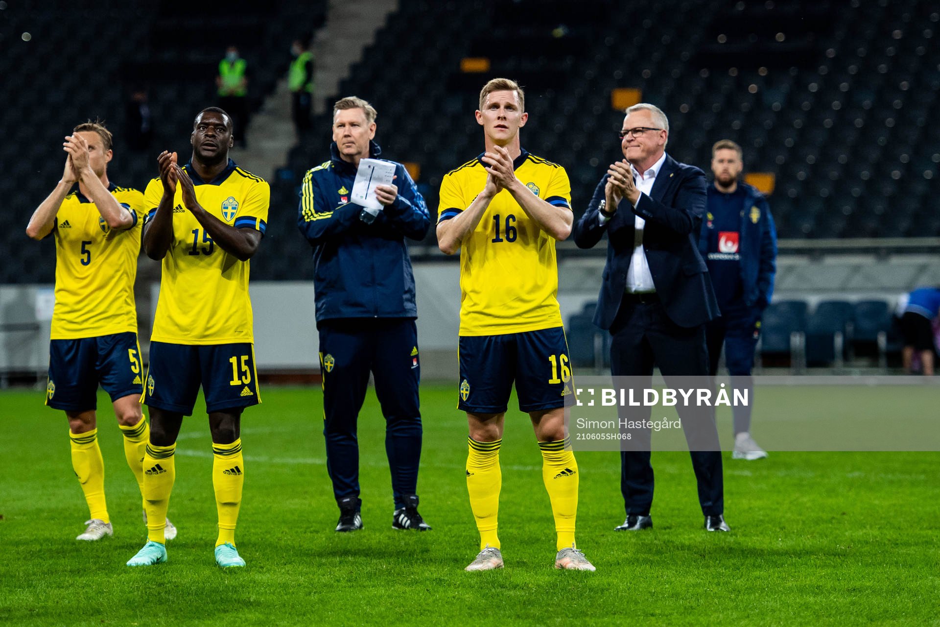 Pierre Bengtsson, Ken Sema, assistant coach Peter