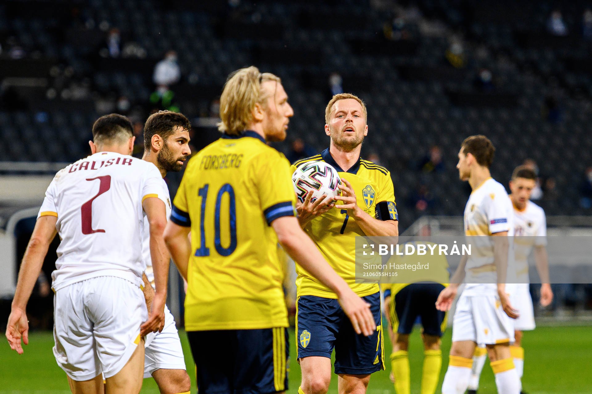 Emil Forsberg and Sebastian Larsson of Sweden