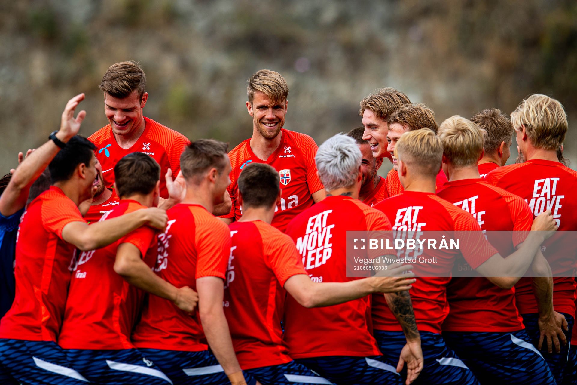 Kristoffer Ajer and the players of the Norwegian national