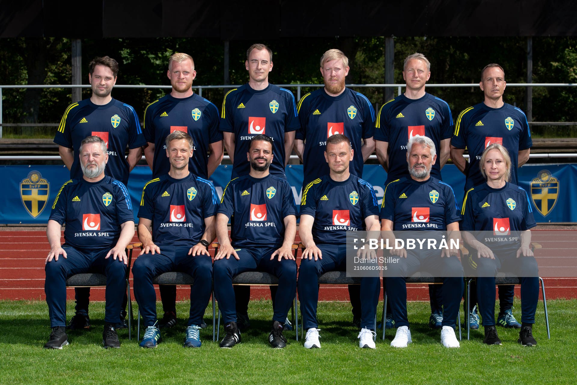 Sveriges ledare poserar på en gruppbild