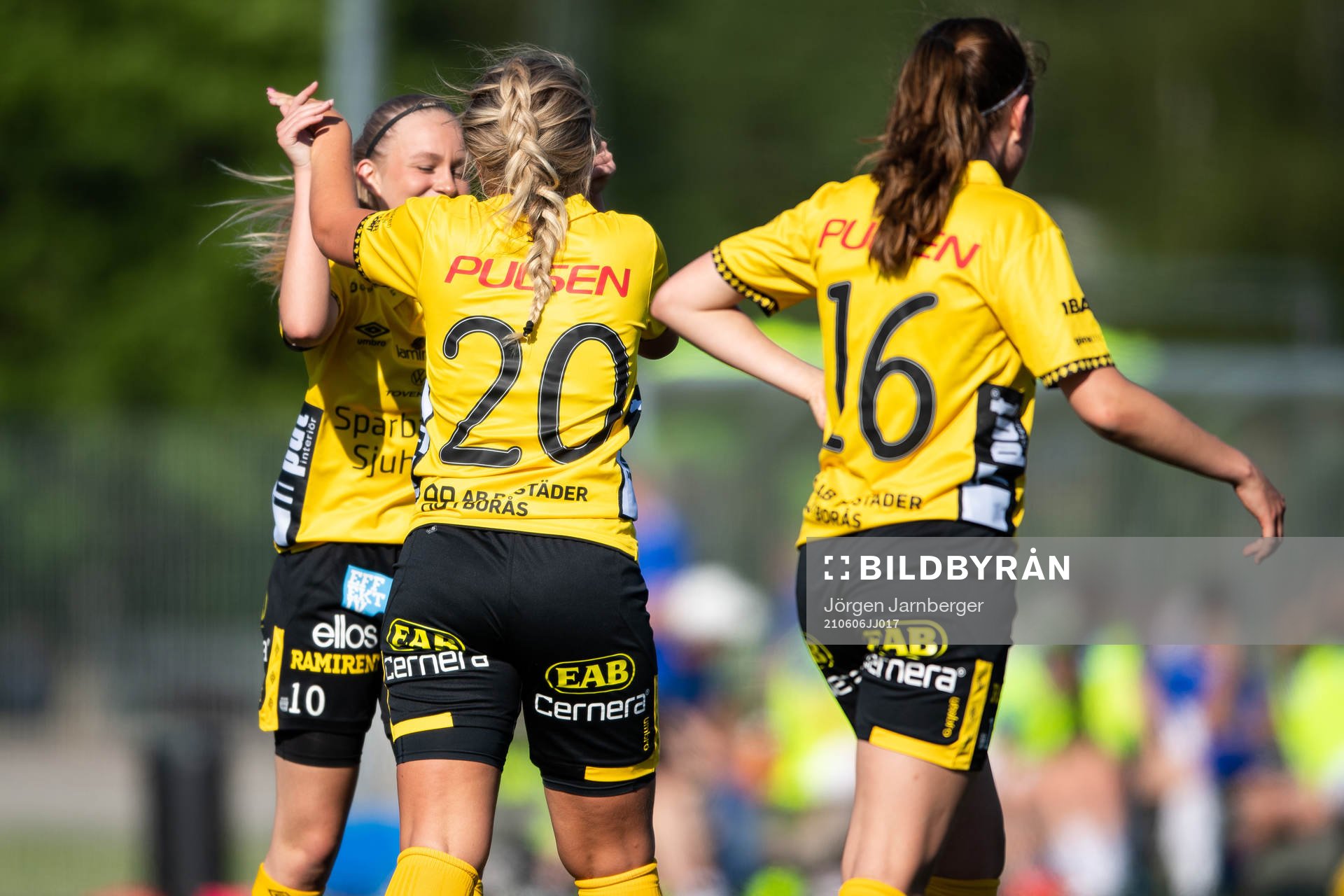 Elfsborgs Matilda Ståhlbom Karlsson och Ebba Johansson